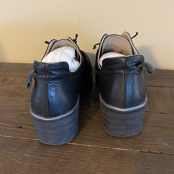 Papucei Funky Leather Platform - Picture 6 of 13